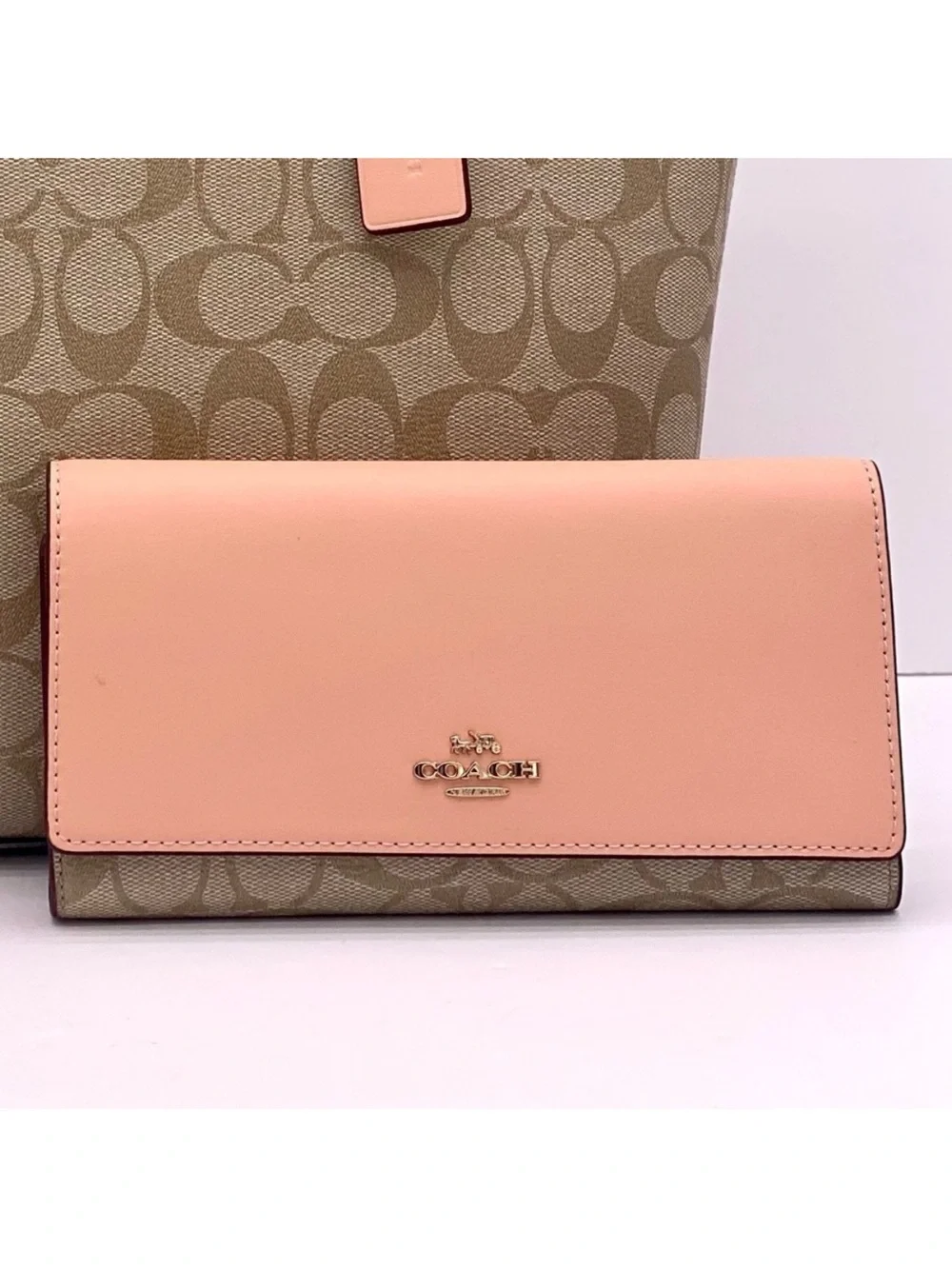 Coach Slim Trifold Wallet In Signature Canvas